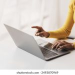 色九月亚洲综合网 lpokjq01rm